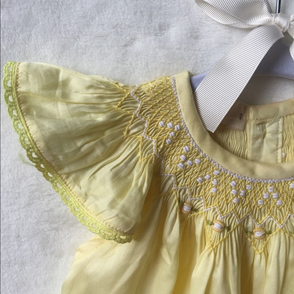 SOLD Vintage style pastel yellow smocked dress - Picture 2 of 2